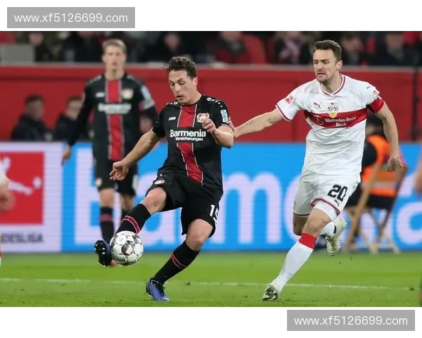 欧冠直播集锦回放全景呈现豪门对决精彩瞬间解析战术进球焦点盘点